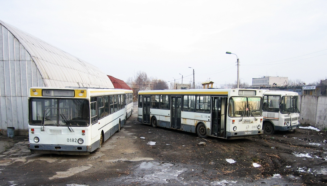 Sankt Petersburg, LiAZ-5256.00 Nr 0183; Sankt Petersburg, LiAZ-5256.25 Nr 0182