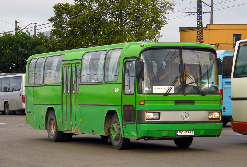 Латвия, Mercedes-Benz O303-11ÜHE № 1653