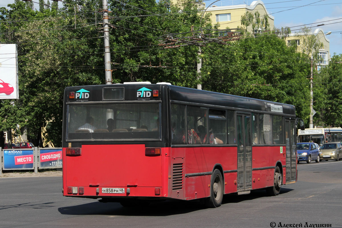 Lipetsk region, Mercedes-Benz O405N № Н 858 РН 48