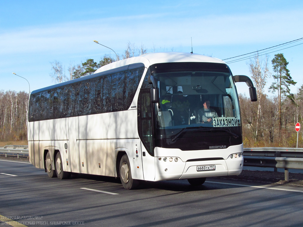 Москва, Neoplan P22 N2216/3SHDL Tourliner SHDL № В 683 ТХ 197