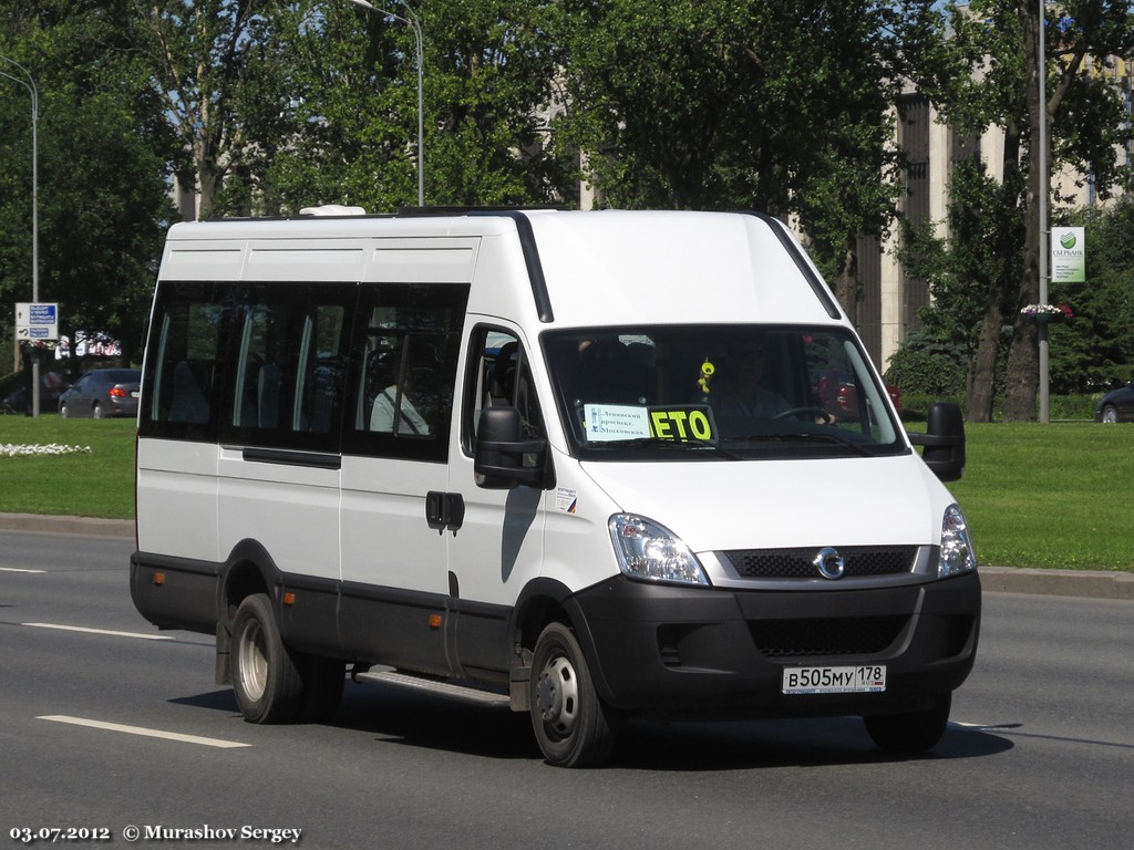 Санкт-Петербург, Нижегородец-2227UT (IVECO Daily) № В 505 МУ 178