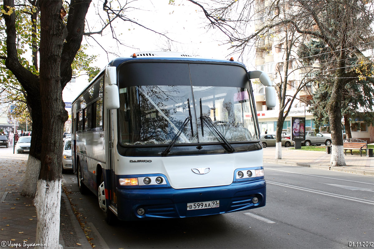 Kraj Krasnodarski, Daewoo BM090 Royal Midi Nr В 599 АА 93