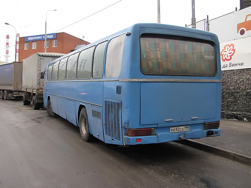 Москва, Mercedes-Benz O303-15KHP-A № Е 692 СЕ 199