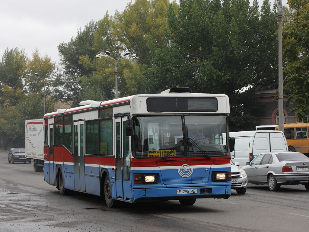 Восточно-Казахстанская область, Scania CN113CLL MaxCi № F 295 PE