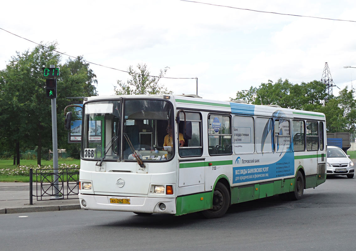 Санкт-Петербург, ЛиАЗ-5256.25 № 7152