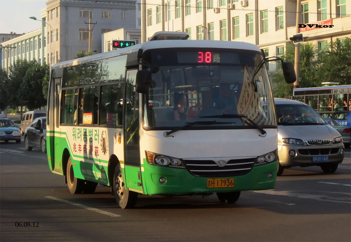 Китай, YouYi ZGT6718 № 吉H 17936