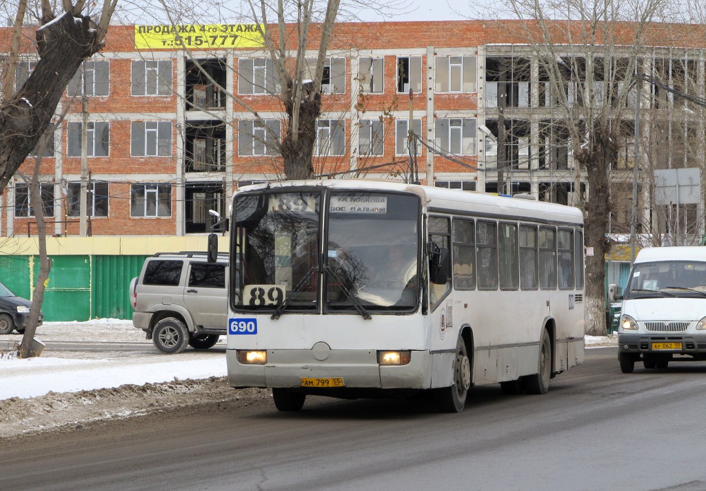 Омская область, Mercedes-Benz O345 № 690