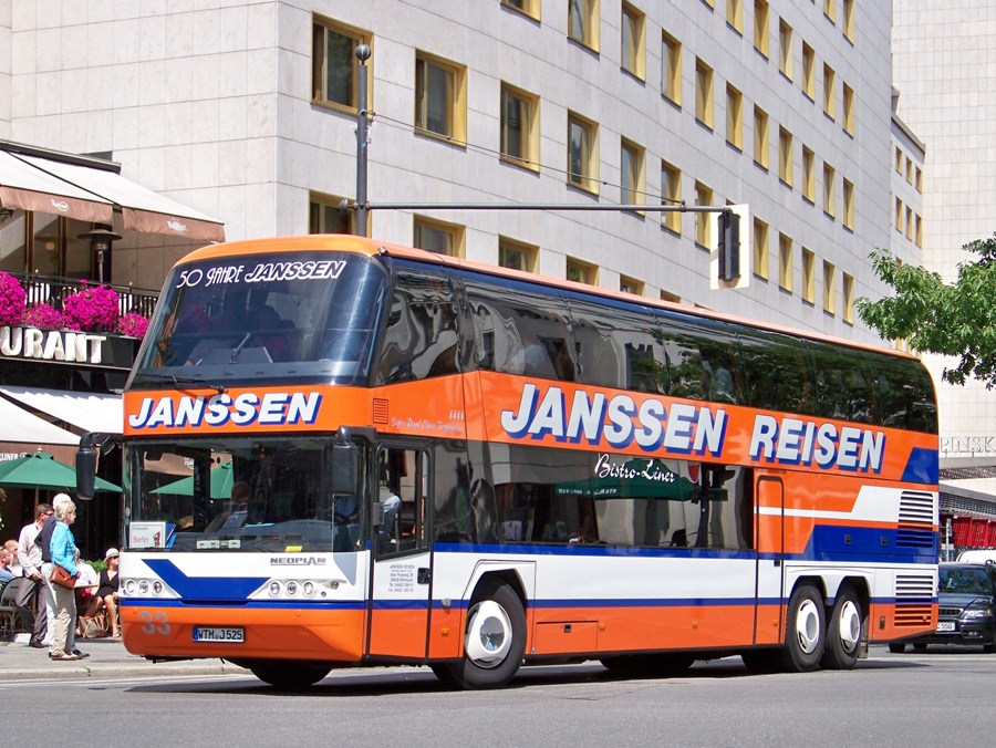 Нижняя Саксония, Neoplan PB2 N1122/3L Skyliner L № 33