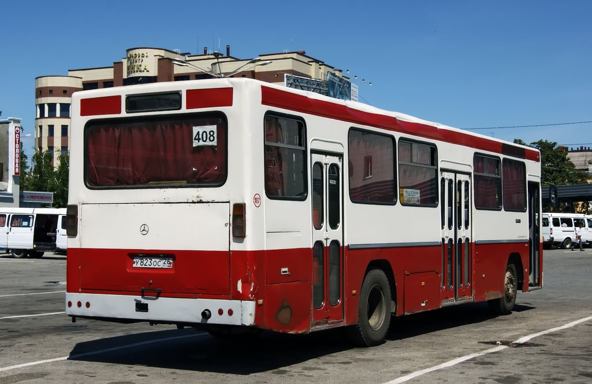 Автобус 107 ялта. Mercedes-Benz o325. Mercedes-Benz o325 Москва. Мерседес 325. Мерседес автобус о 325.