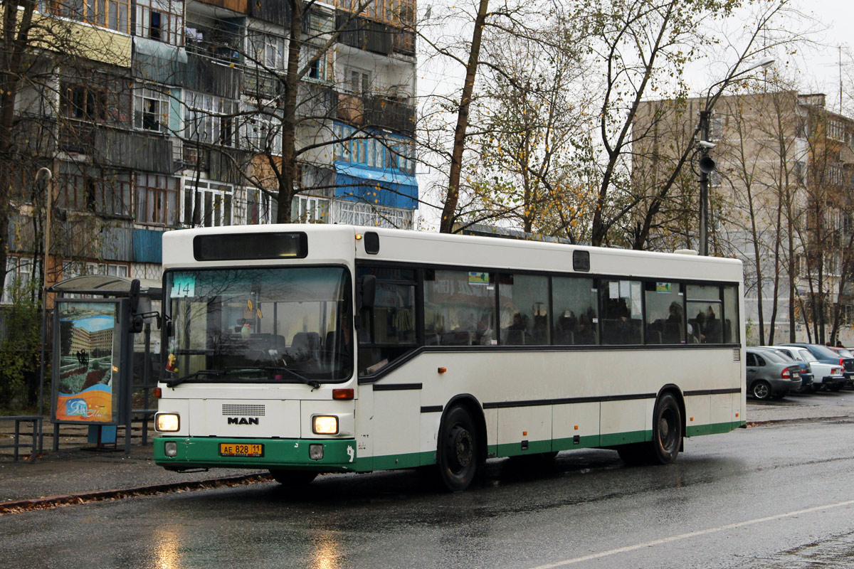 Komi, MAN 888 SÜ242 # АЕ 828 11