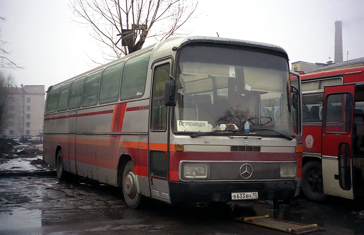 Карелия, Mercedes-Benz O303-15RHD № В 633 ВН 10 — Фото — Автобусный  транспорт