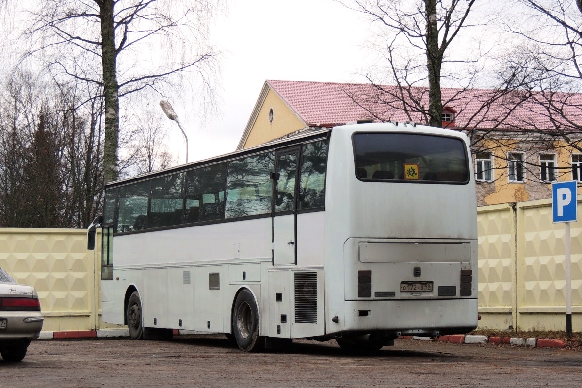 Санкт-Петербург, Van Hool T815 Acron № О 172 НВ 98