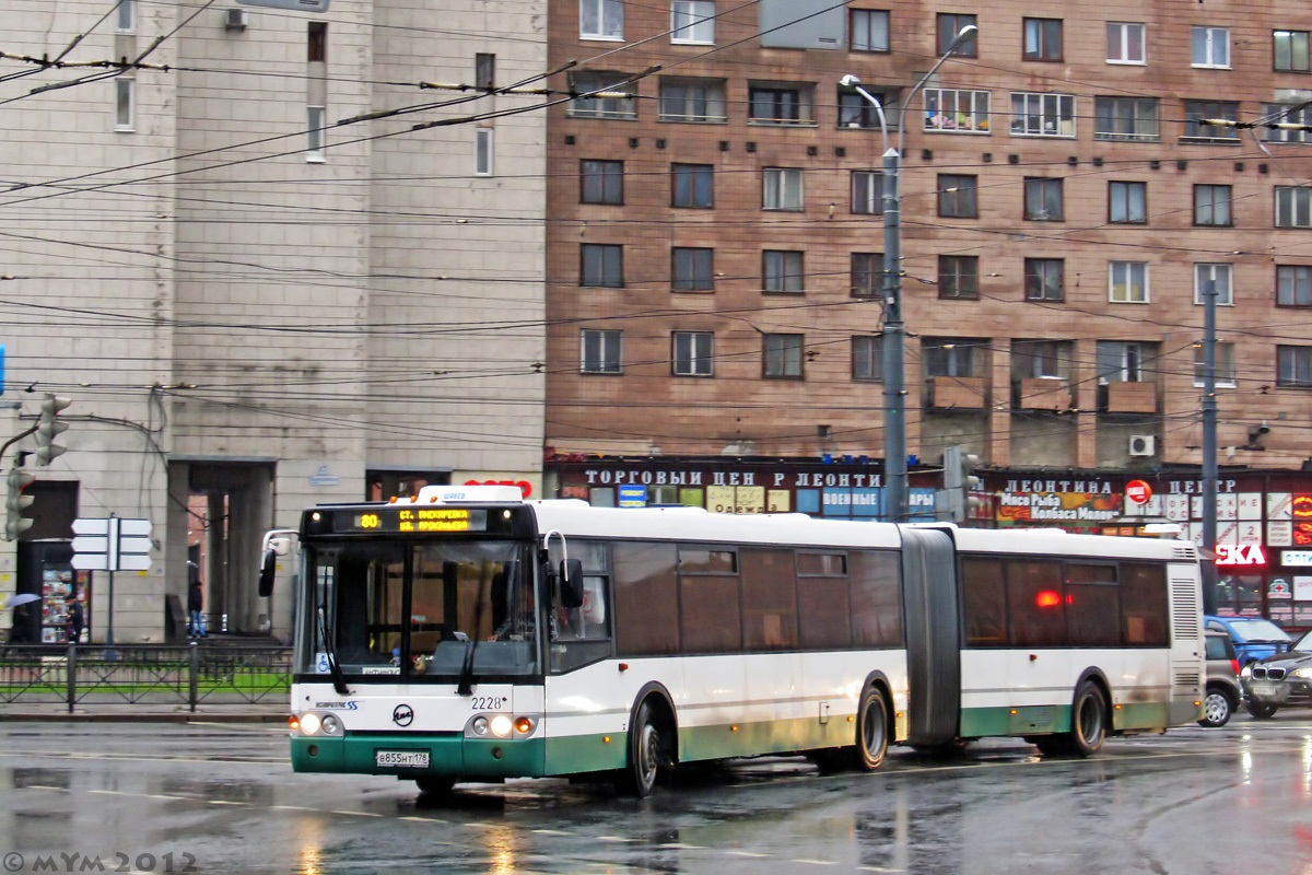 Sankt Petersburg, LiAZ-6213.20 Nr 2228