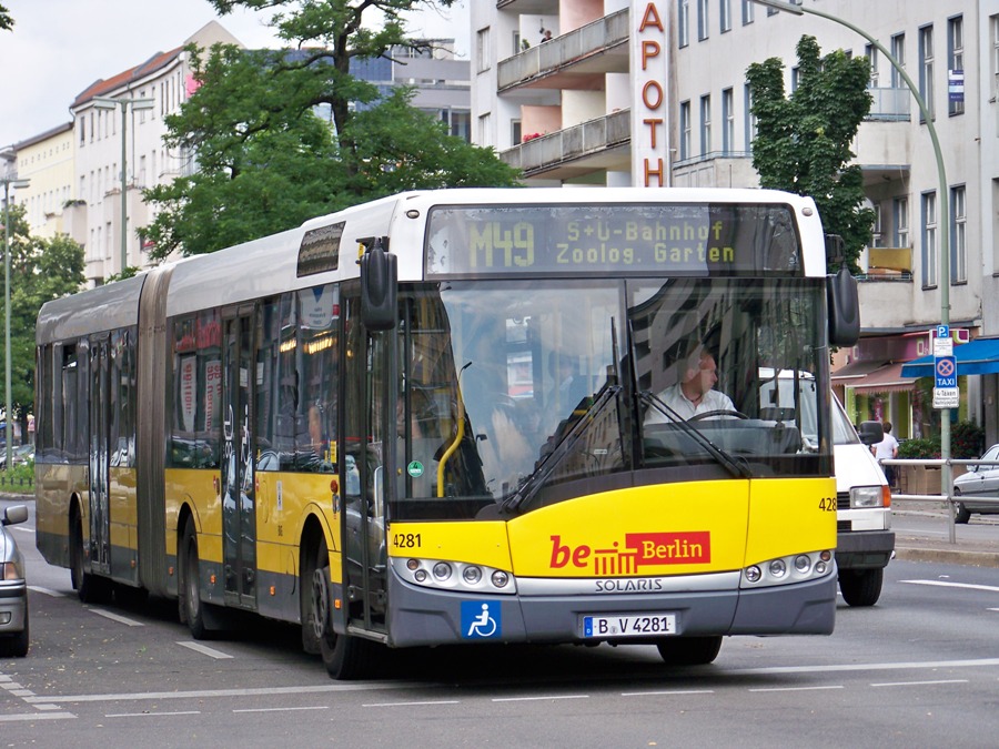 Берлин, Solaris Urbino III 18 № 4281