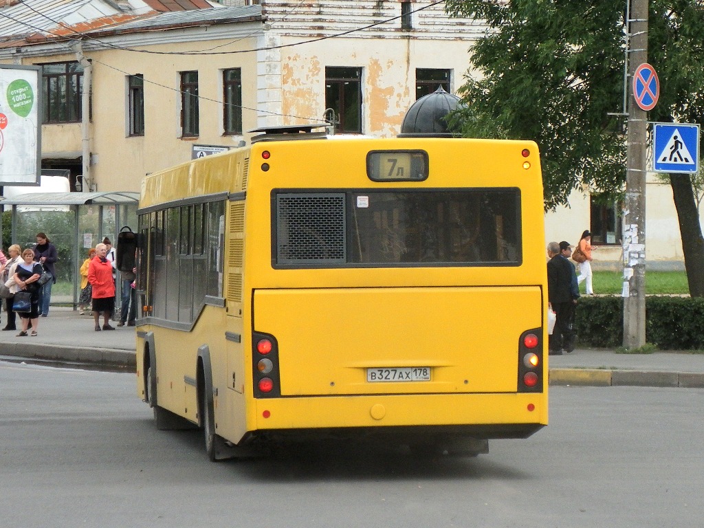 Санкт-Петербург, МАЗ-103.465 № В 327 АХ 178