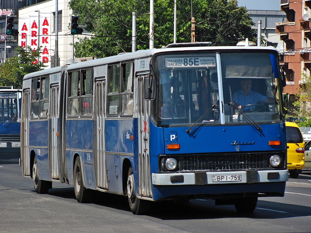 Венгрия, Ikarus 280.49 № 17-59