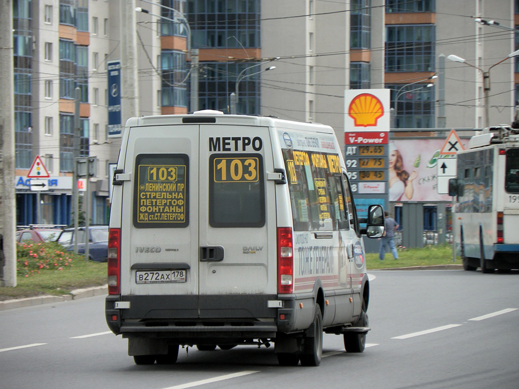 Санкт-Петербург, Нижегородец-2227UU (IVECO Daily) № В 272 АХ 178