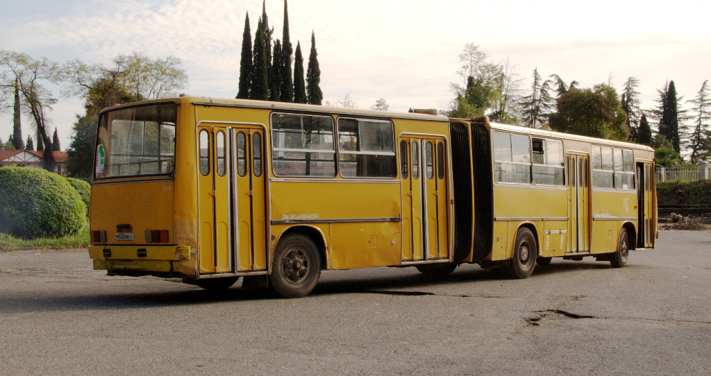 Абхазия, Ikarus 280.33 № М 832 ММ