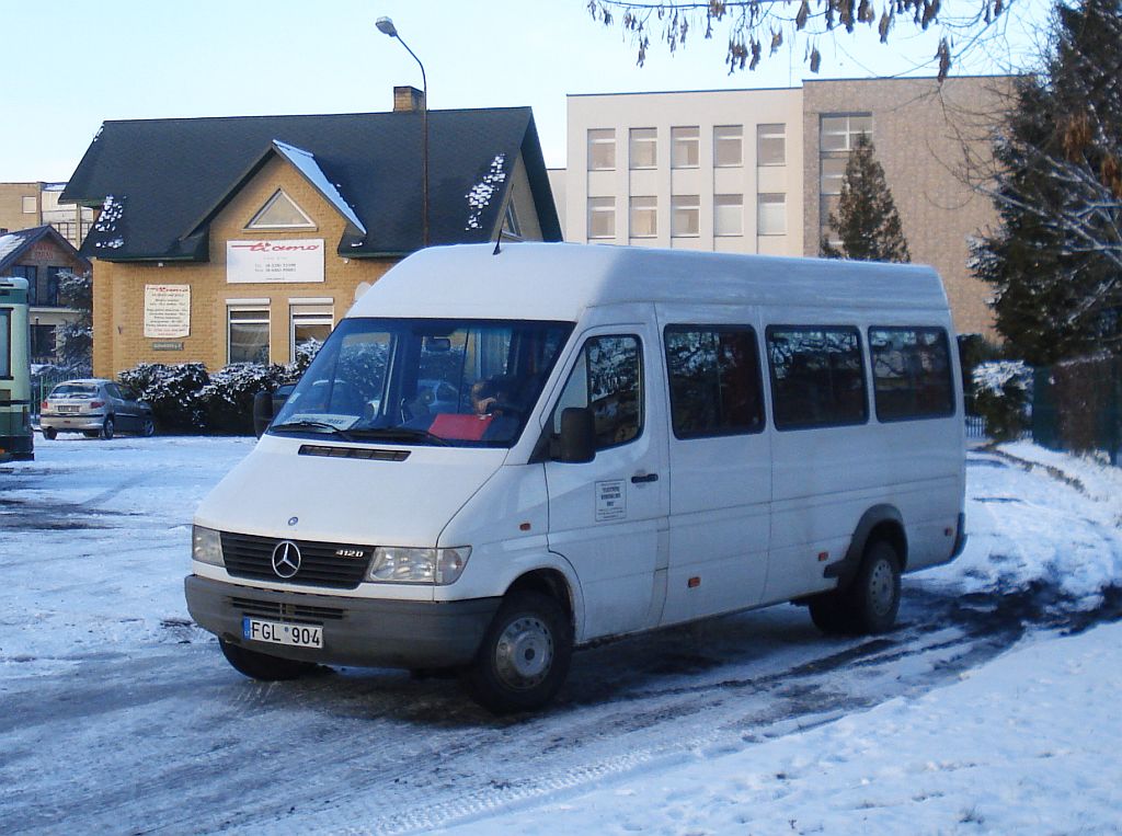 Литва, Mercedes-Benz Sprinter W904 412D № FGL 904