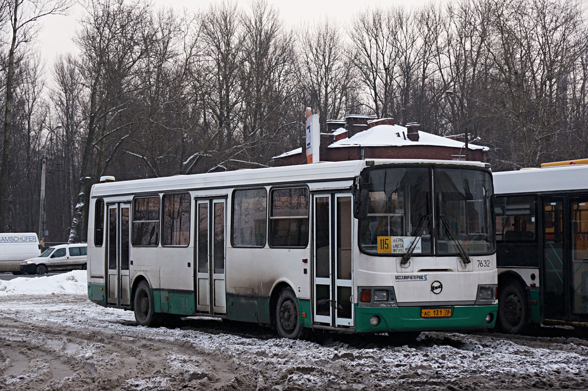 Санкт-Петербург, ЛиАЗ-5256.25 № 7632