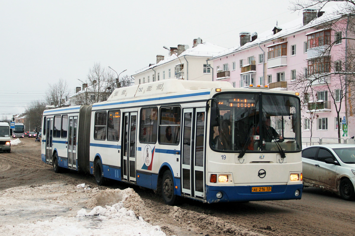 Новгородская область, ЛиАЗ-6212.70 № 19