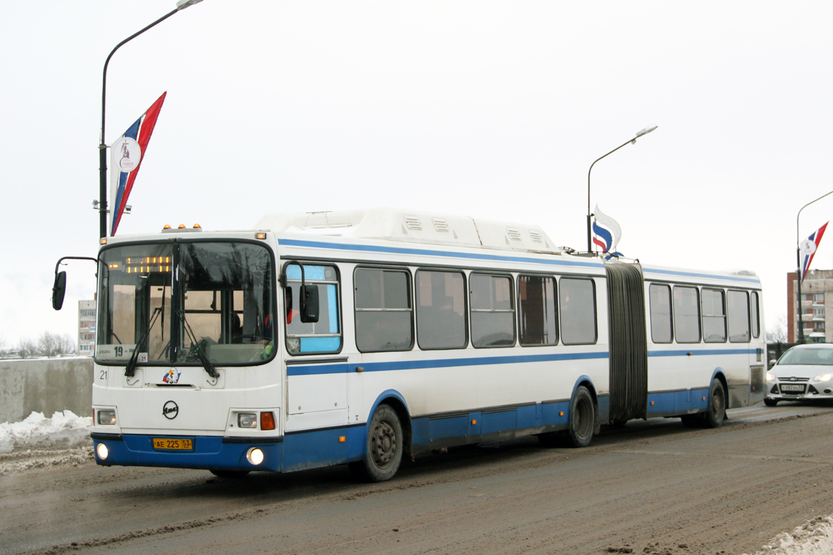 Новгородская область, ЛиАЗ-6212.70 № 21