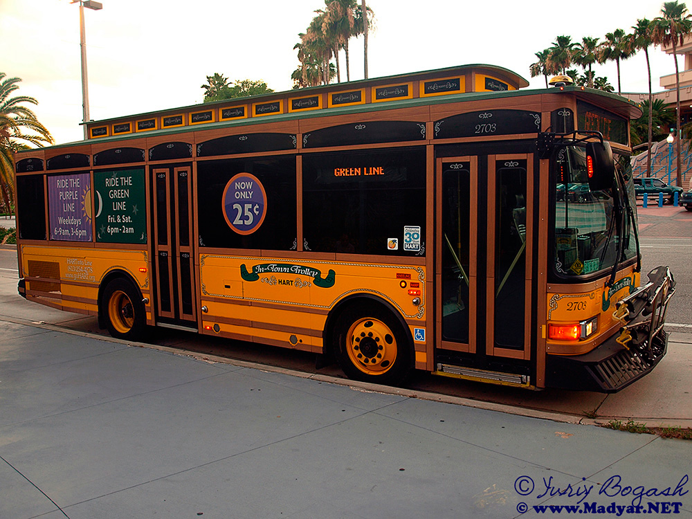 США, Gillig Trolley 29' № 2703