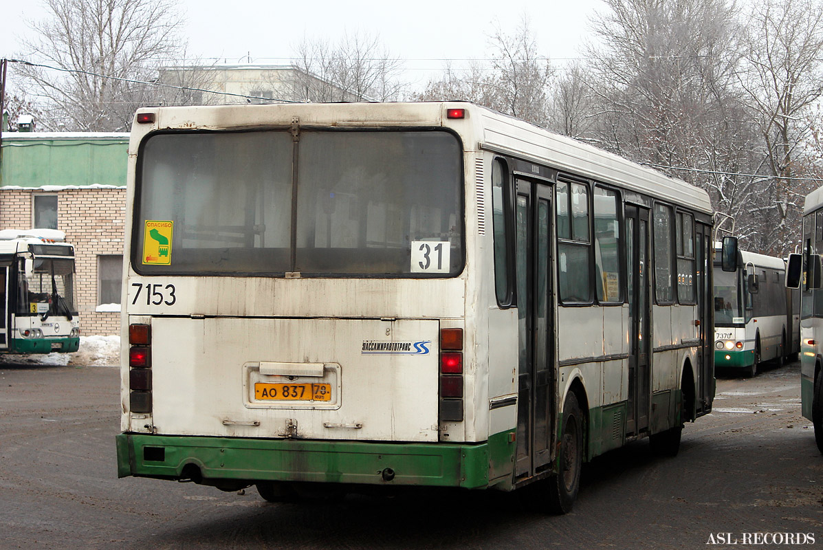 Sankt Peterburgas, LiAZ-5256.25 Nr. 7153