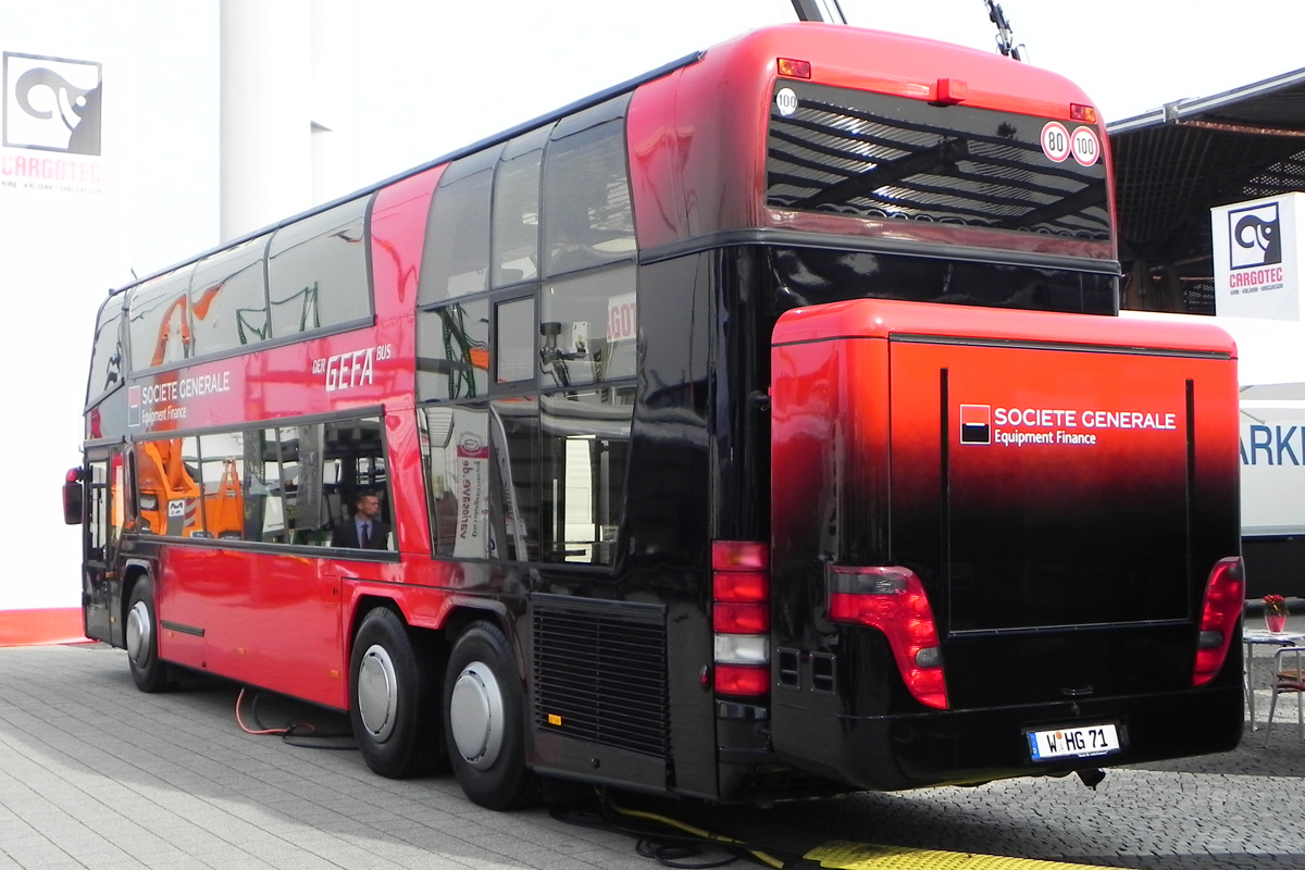 Северный Рейн-Вестфалия, Neoplan N122/3 Skyliner № W-HG 71; Нижняя Саксония — IAA Nutzfahrzeuge 2012