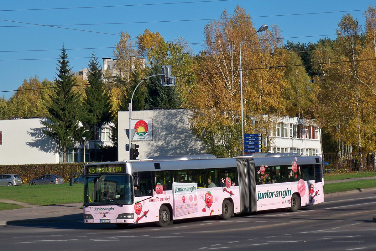 Литва, Volvo 7700A № 747