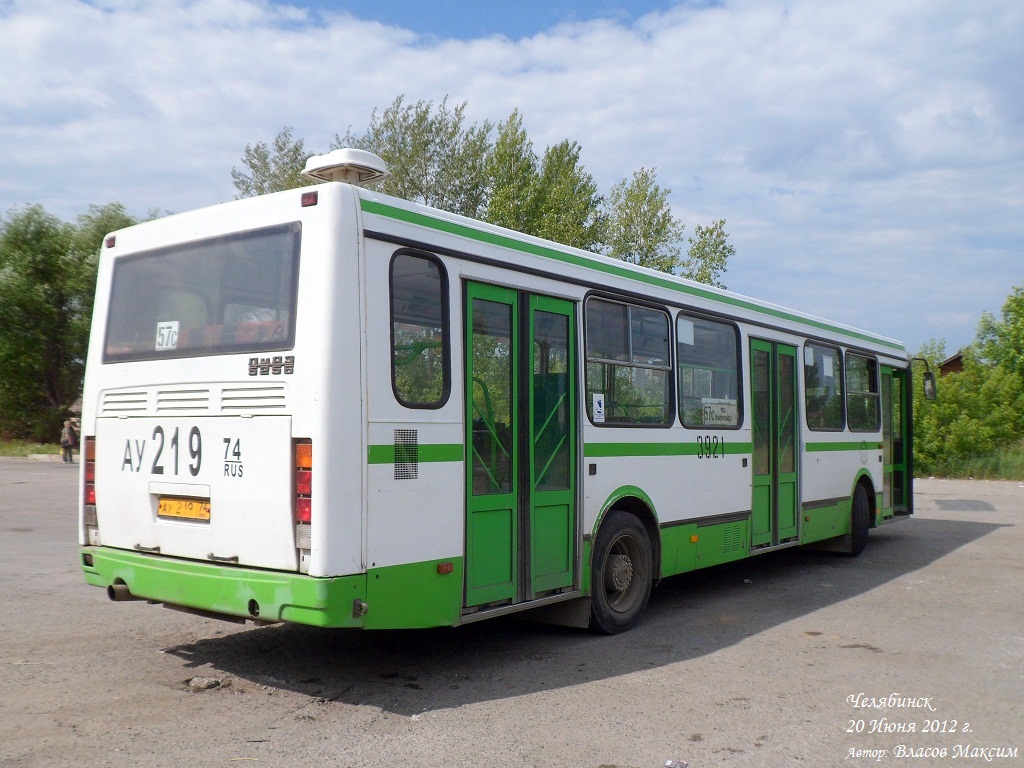 Челябинская область, ЛиАЗ-5256.45 № 3921