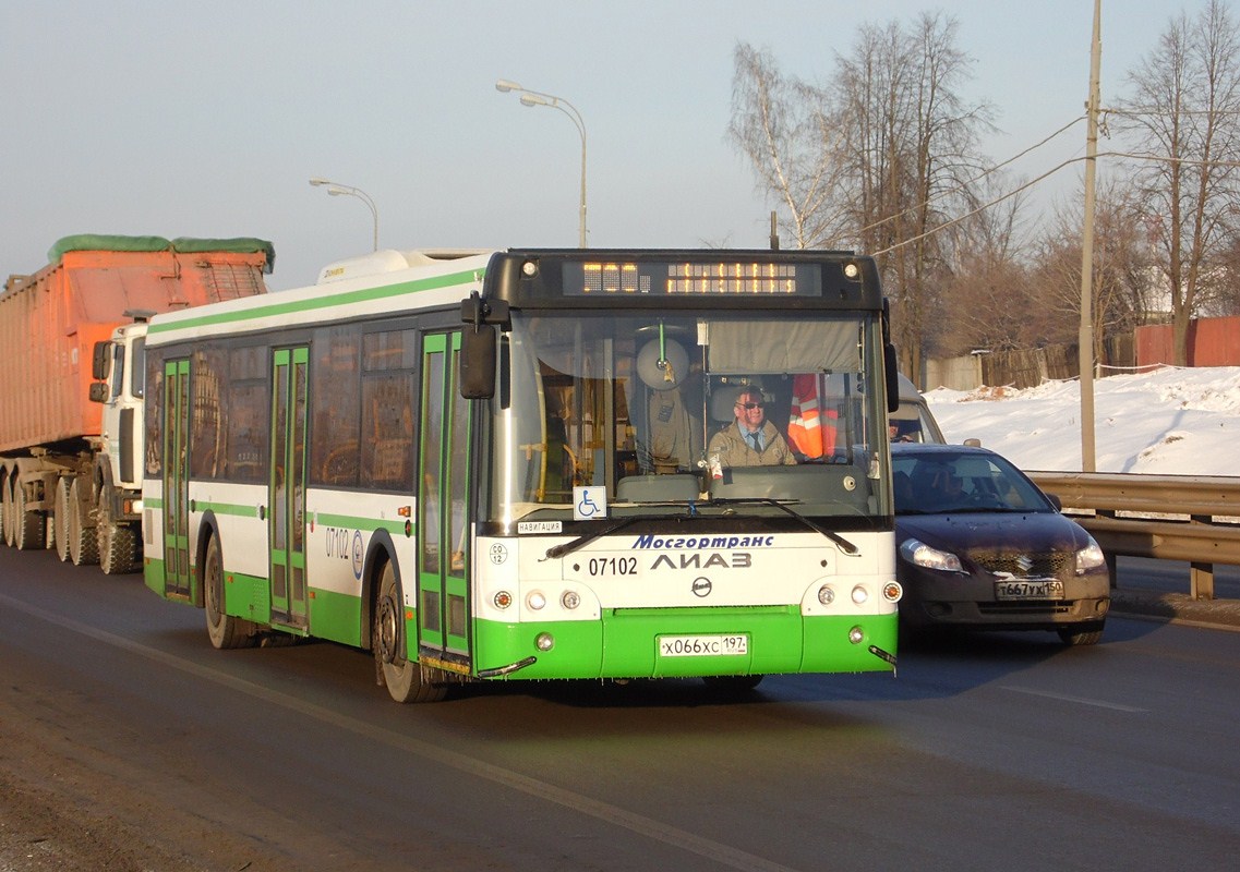 Москва, ЛиАЗ-5292.22 (2-2-2) № 07102