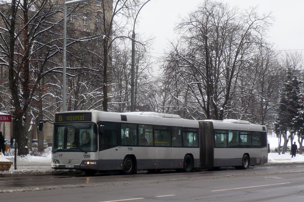 Литва, Volvo 7700A № 709