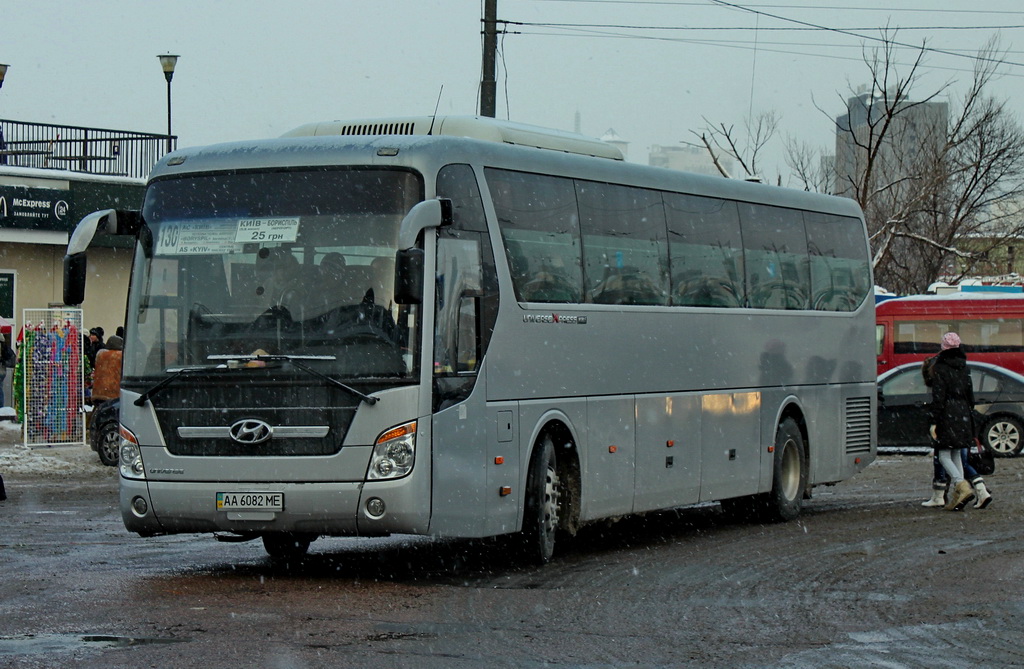 Киев, Hyundai Universe Xpress Noble № AA 6082 ME