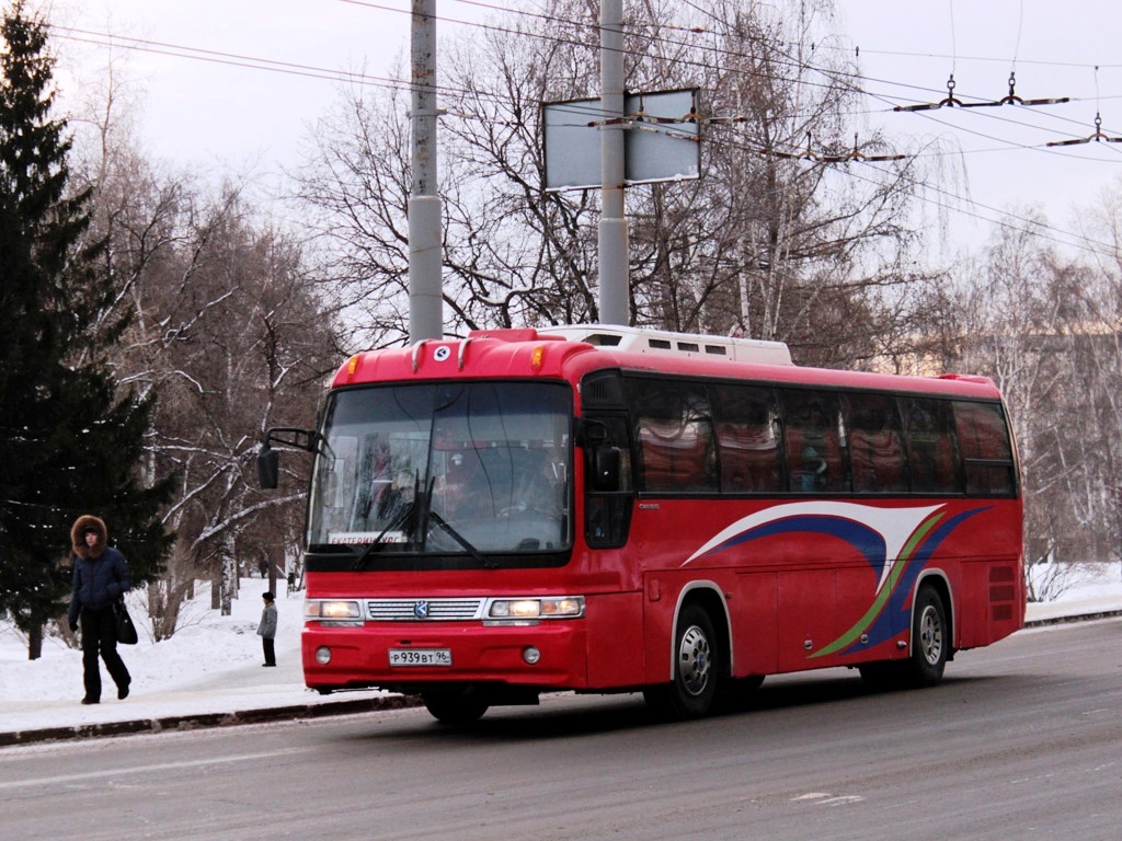 Свердловская область, Kia AM948 Granbird № Р 939 ВТ 96