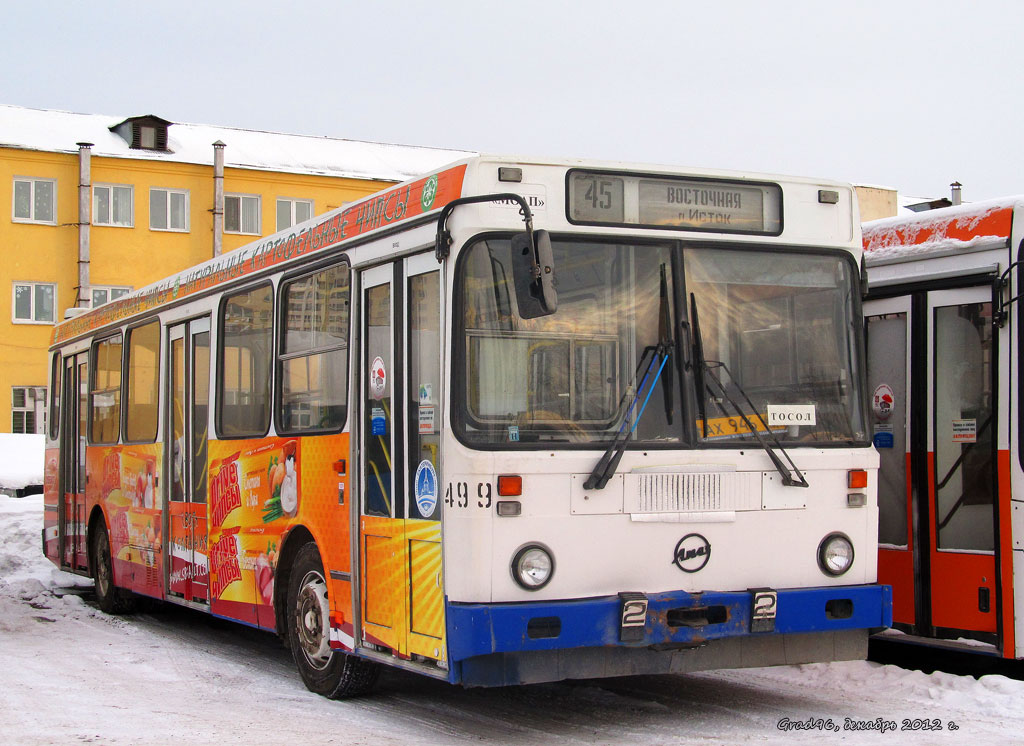 Свердловская область, ЛиАЗ-5256.40 № 499