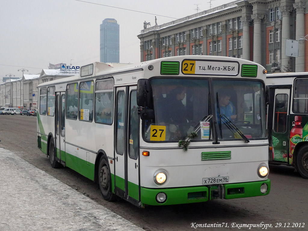 Свердловская область, Mercedes-Benz O305 № Х 728 ЕМ 96