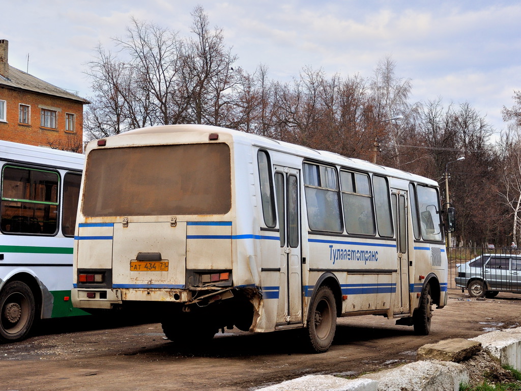 Автовокзал богородицк. Автостанция Богородицк. Автобус 434. Автобусы Богородицк Тула. Автостанция Богородицк внутри.