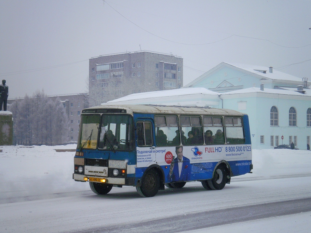 Region Krasnojarsk, PAZ-3205 (00) Nr. АТ 490 24