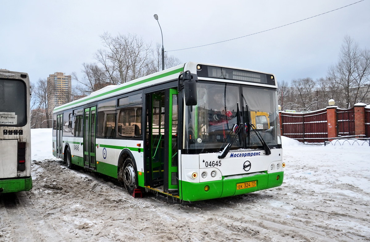 Moskau, LiAZ-5292.21 Nr. 04645