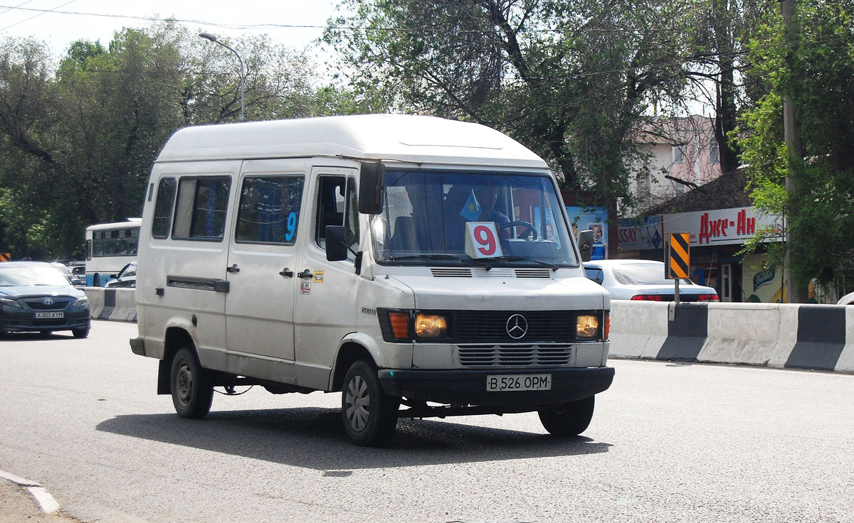 Алматы, Mercedes-Benz T1 208D № B 526 OPM
