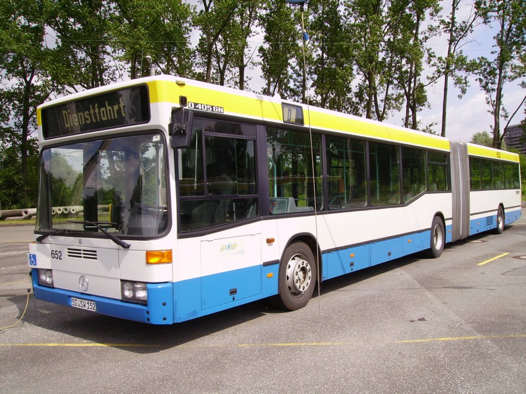 Severní Porýní-Vestfálsko, Mercedes-Benz O405GN2 č. 652