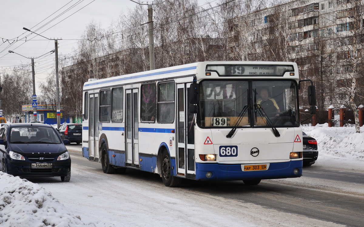 Омская область, ЛиАЗ-5256.40 № 680