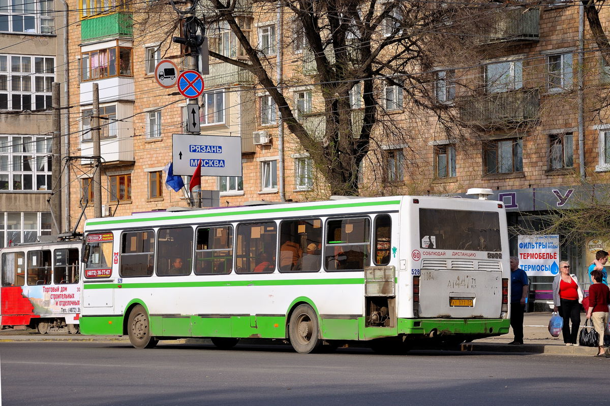 Тульская область, ЛиАЗ-5256.45 № 528