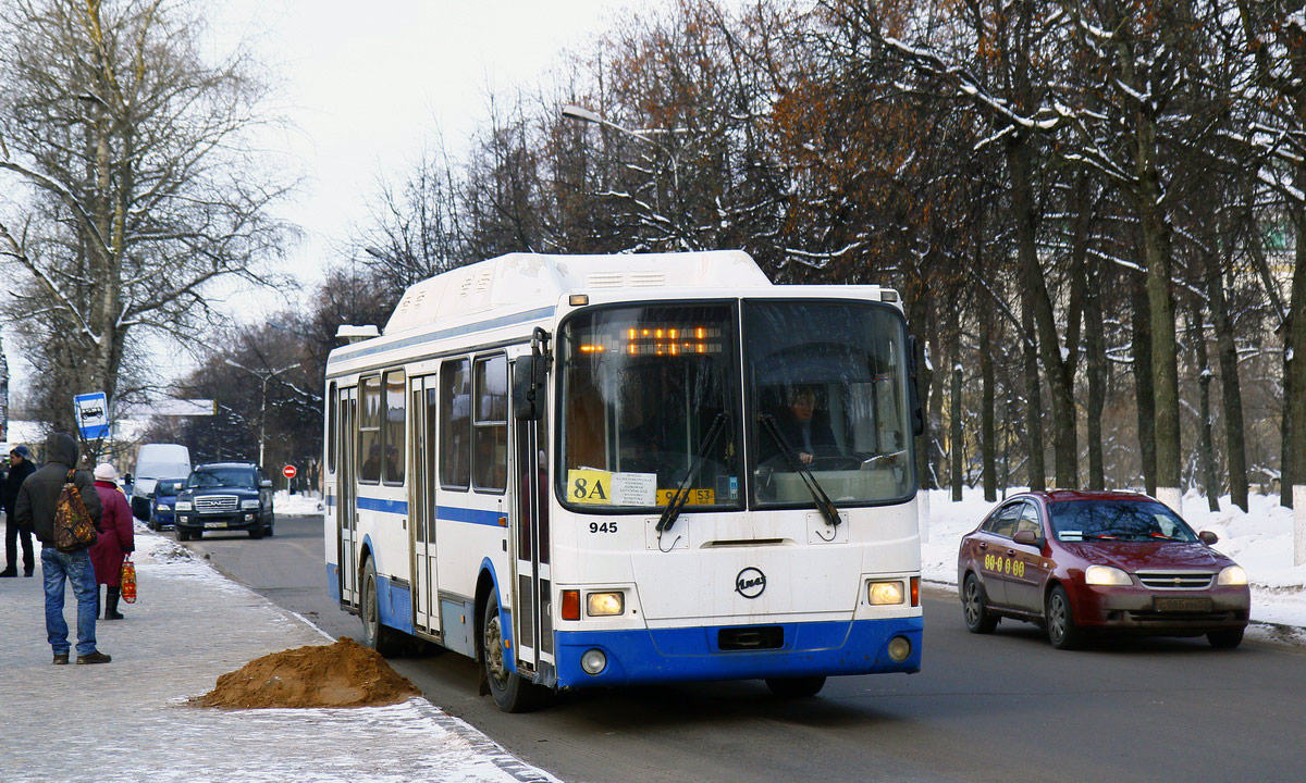 Новгородская область, ЛиАЗ-5256.57 № 945