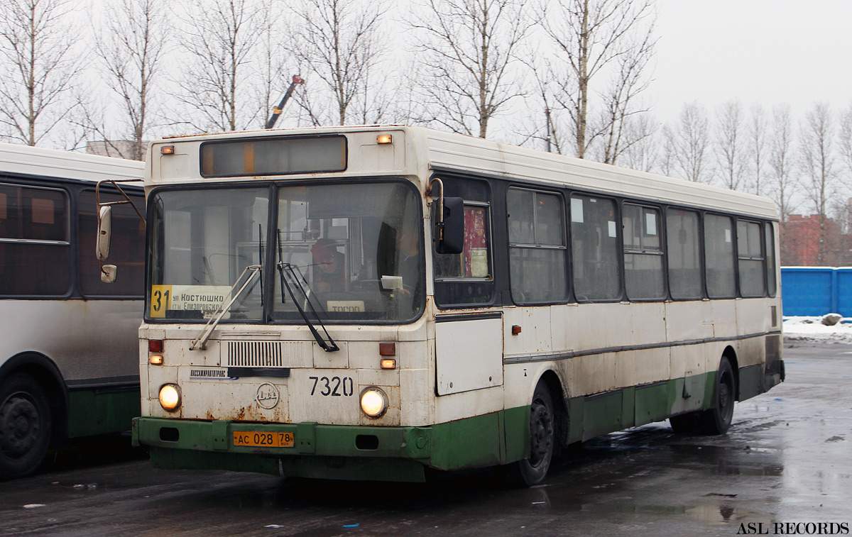 Санкт-Петербург, ЛиАЗ-5256.25 № 7320