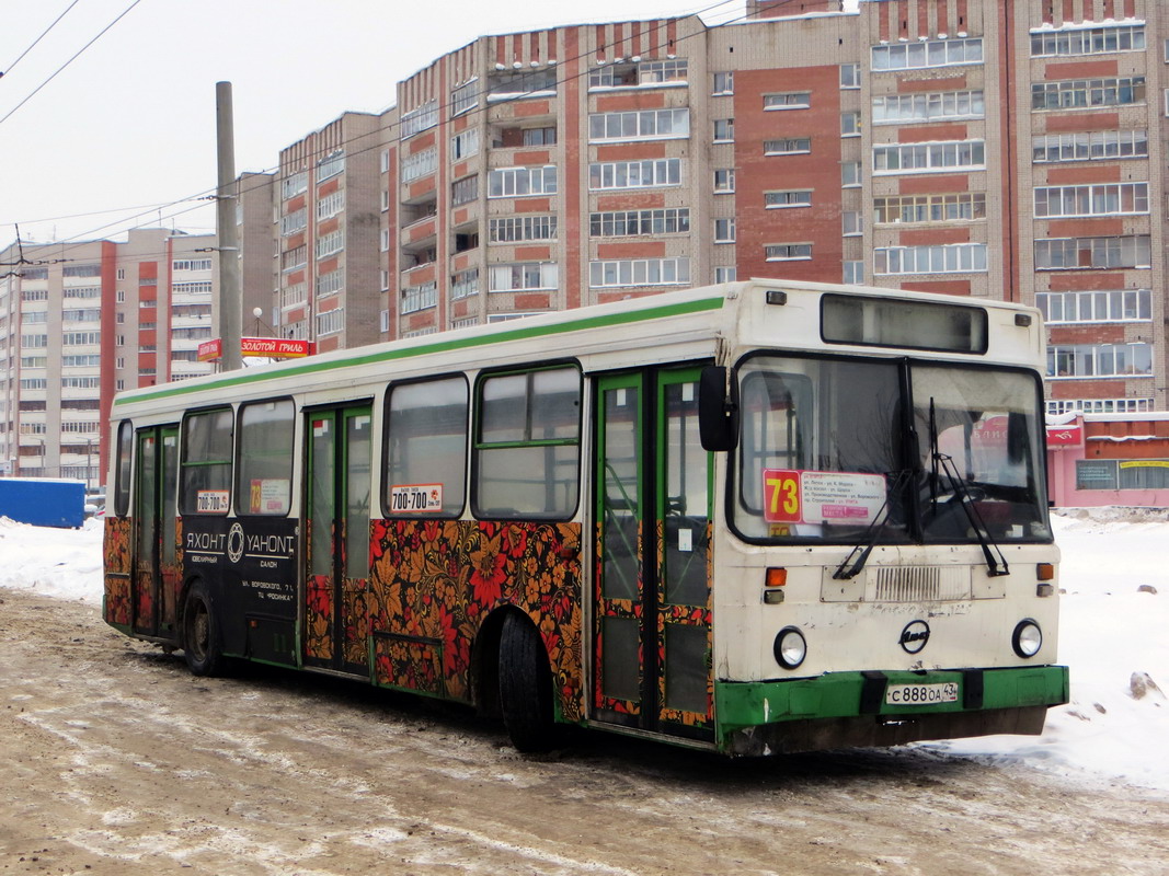 Кировская область, ЛиАЗ-5256.25 № С 888 ОА 43