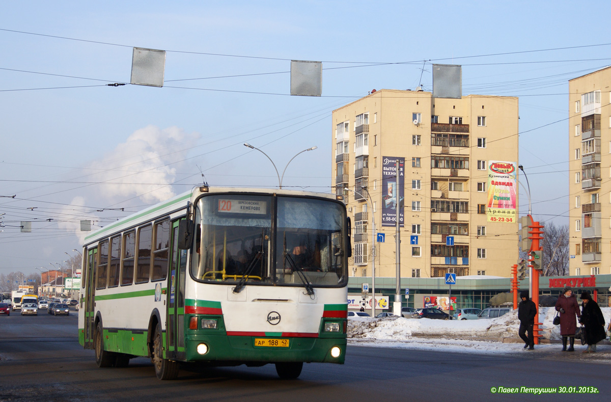 Кемеровская область - Кузбасс, ЛиАЗ-5256.36-01 № 42