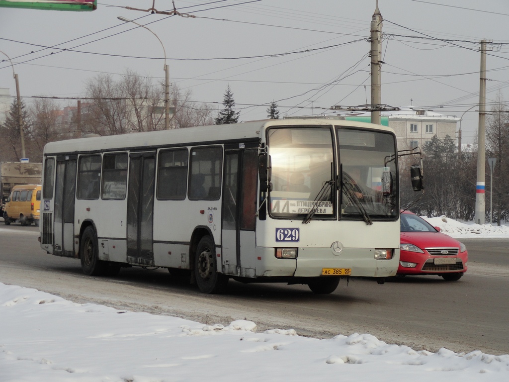 Omszki terület, Mercedes-Benz O345 sz.: 629