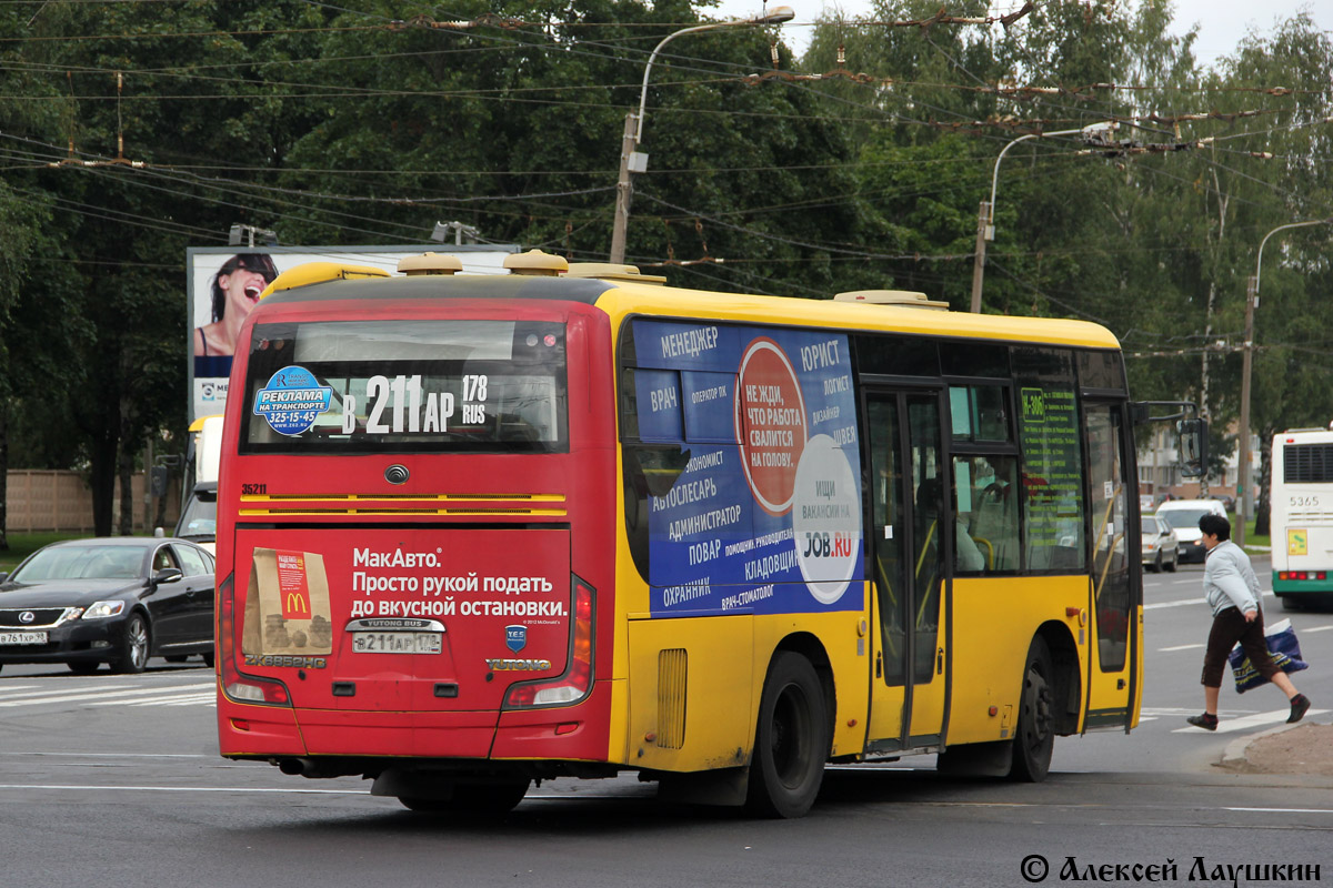 Санкт-Петербург, Yutong ZK6852HG № В 211 АР 178